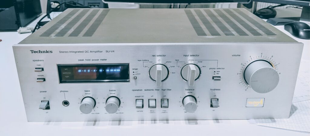 Featured image of post Amplificateur Technics SU-V4 - Plus de son, le relai ne colle pas